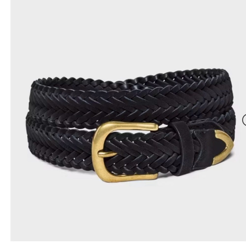 Women’s woven suede belt in black -Universal Thread
